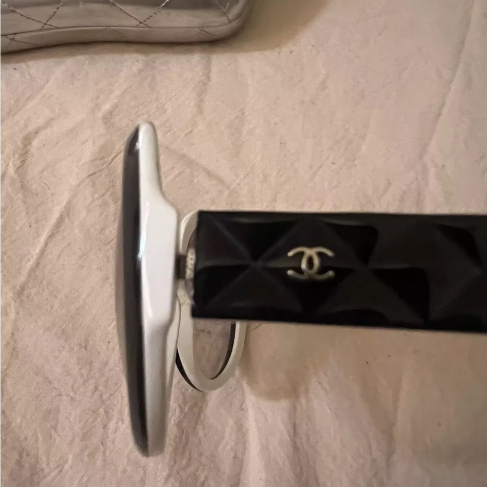 Chanel Classic 5120 Sunglasses - Picture 7 of 10